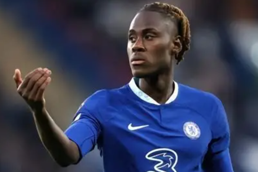 切爾西后衛(wèi)查洛巴賽后曬照：傷情引發(fā)關(guān)注